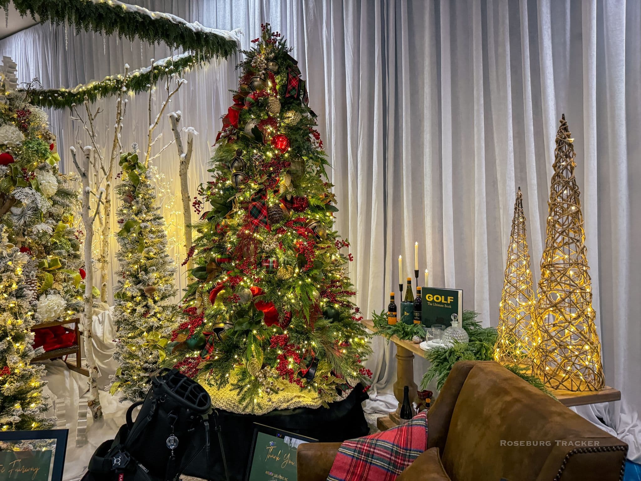 The Festive Fairway thumbnail 4