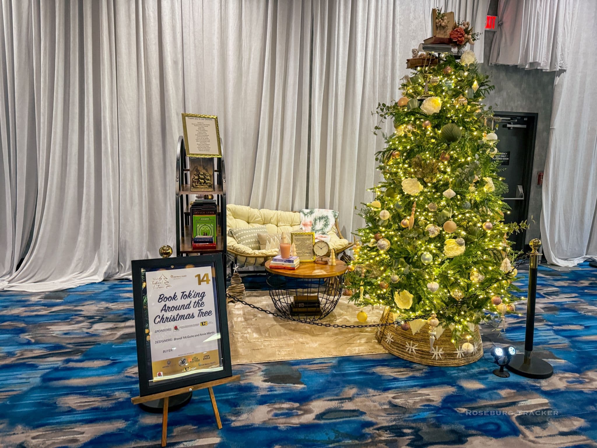 Book Tok'ing Around the Christmas Tree
